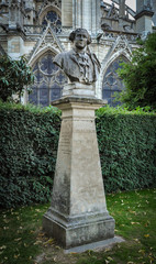 Fototapeta premium Monument dedicated to Carlo Goldoni in Paris, France