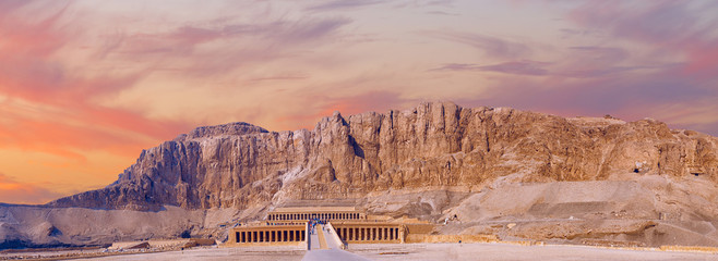 Temple of Queen Hatshepsut, View of the temple in the rock in Egypt	 - obrazy, fototapety, plakaty