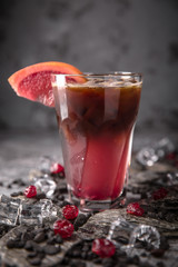 Alcoholic or non-alcoholic grapefruit, citrus, berry cocktail with liqueur, vodka, champagne or martini. Cool drink. Easy Bartenders Recipes and Ideas