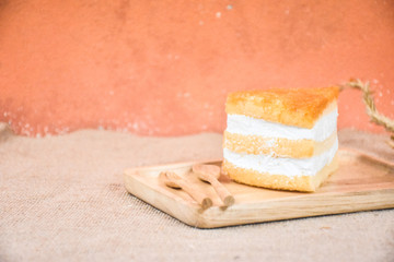 Egg Yolk Gold Thread Cakes stuffed with cream