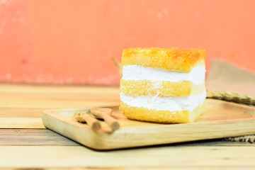 Egg Yolk Gold Thread Cakes stuffed with cream