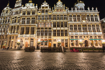 Fototapeta na wymiar Grand Place by night in Brussels, Belgium