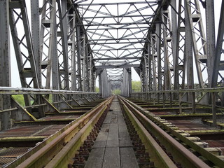 Eisenbahnbrücke über die Elbe bei Barby