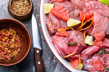 Raw chopped meat with citrus