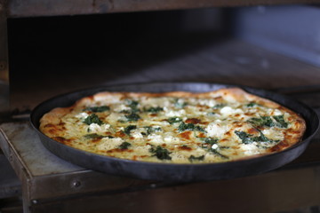 Bistro Italian with pizza, pasta, cafe