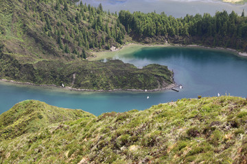azores lake 1