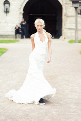 Fototapeta premium Beautiful blonde bride posing 