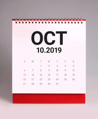 Simple desk calendar 2019 - October