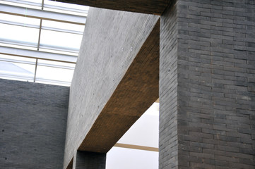 Arc polycarbonate canopy and reinforced concrete construction