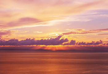 Naklejka na ściany i meble Sea sunset