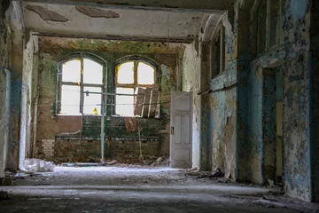 Zelfklevend Fotobehang Ruïnes van Beelitz-Heilstätten Verloren plaats Berlijn Brandenburg  © seb868