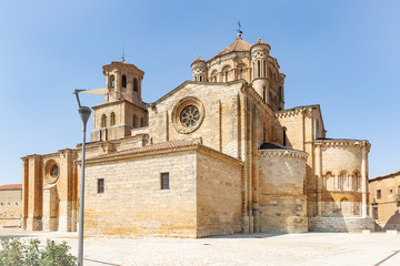 Fototapeta na wymiar Collegiate Church of Santa María la Mayor in Toro city, province of Zamora, Spain