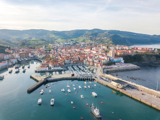 Fototapeta na wymiar fishing town of Bermeo located at basque country, Spain