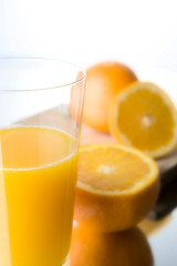 Fototapeta na wymiar Oranges and juice 