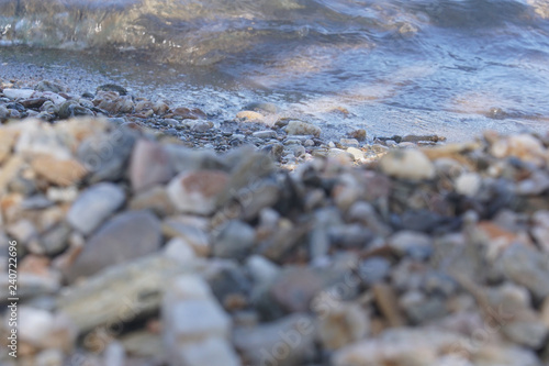 Des Cailloux Sur La Plage Avec Des Vagues Stock Photo And