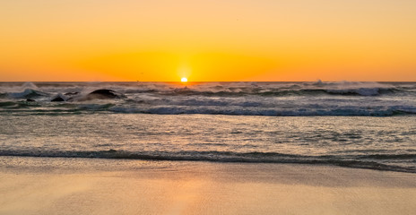 Fototapeta na wymiar sunset on a sandy beach
