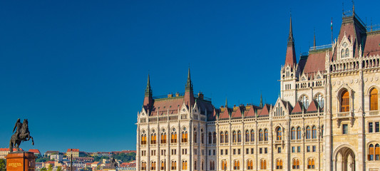 Fototapeta premium View on the Hungarian Parliament
