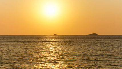 Coucher de soleil ciel en fusion