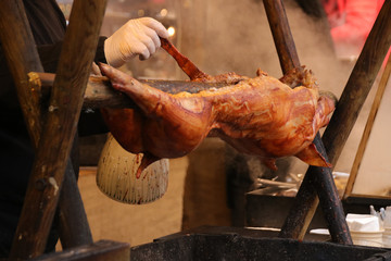 Spanferkel auf einem ungarischen Markt