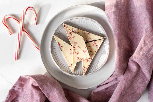 Christmas Peppermint Bark Candy