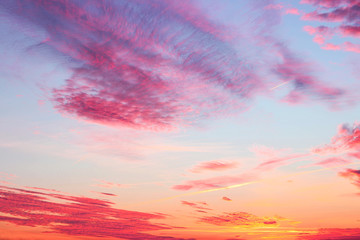 Obraz na płótnie Canvas Bright pink sunset