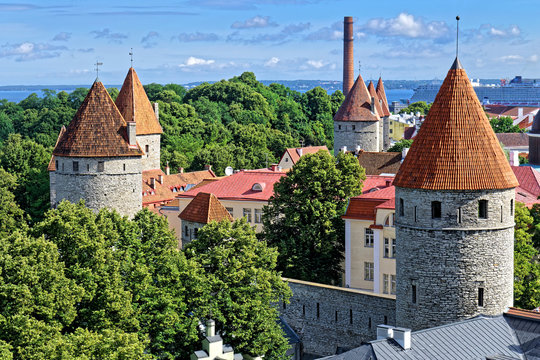 Historische Türme und Stadtmauer, Tallinn, Estland