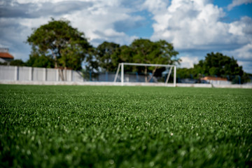 Grama sintética de estádio de futebol © Elton Abreu
