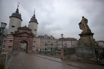 Fototapeta na wymiar Wide angle view on Old Bridge of Heidelberg, Germany
