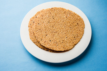 Til Roti or Tilgul rotla or papdi