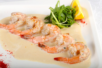 Prawn in cream sauce