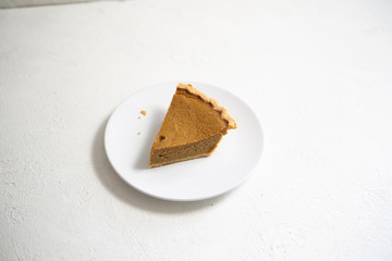 Allergen free pumpkin pie for Thanksgiving made with gluten free crust and almond milk