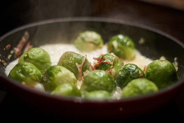 Rosenkohl in der Pfanne