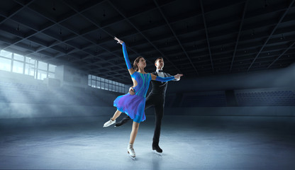Figure skating couple