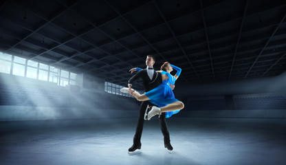 Figure skating couple