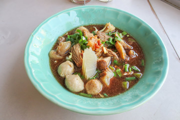 Stewed pork soup with morning glory and bean sprout