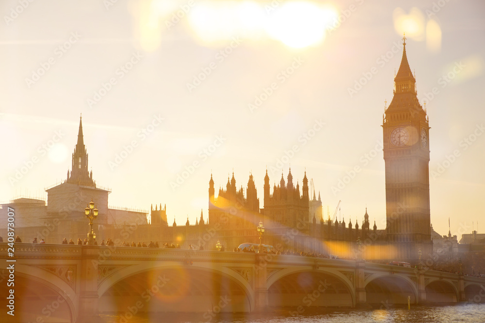 Sticker big ben and houses of parliament at sunset. london, uk