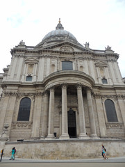 Fototapeta na wymiar St Paul's Cathedral in London.