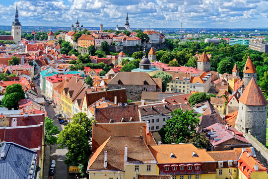 Blick auf Domberg und Vanalinn, Tallinn, Estland