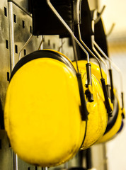 Ear protectors to use in the construction industry