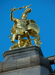 Fototapeta na wymiar Bundesstadt Bonn, Koblenzer Tor, St.-Michaelsstatue