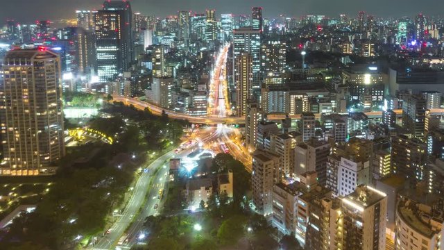 4K Timelapse of Aerial view of traffic on beautiful road in Tokyo, Japan