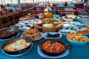 traditional turkish breakfast