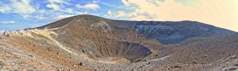 Vulkankrater auf Vulcano © Fotolyse