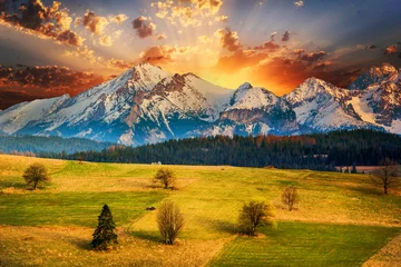 Schapenvacht deken met foto Tatra Poolse bergen Tatry bij zonsondergang