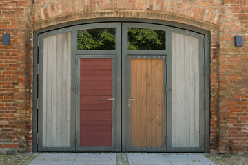 iron and wooden gateway