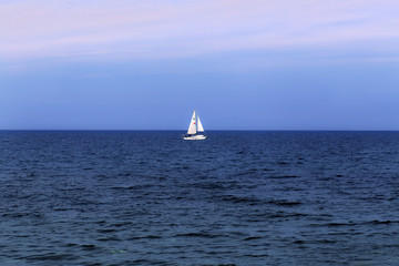Obraz premium sailboat on sea