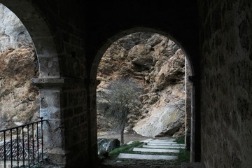 entrada, ermita de santa maria de la hoz,tobera,frias,las merindades,burgos,españa