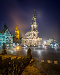 ~ Stadt im Nebelkleid ~