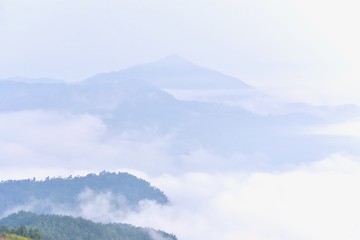 Obraz premium Foggy Morning Near Bundipur Village, a Hilltop Village in Nepal