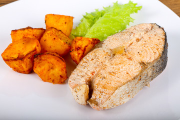 Steamed salmon